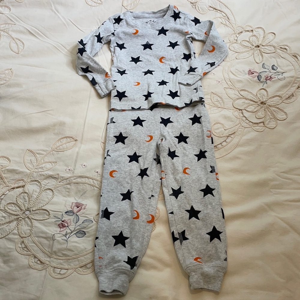 Primary stars and moons two piece set